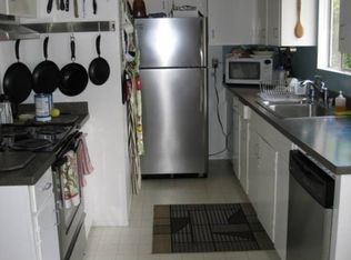 11 S Knoll Rd APT 20, Mill Valley, CA 94941