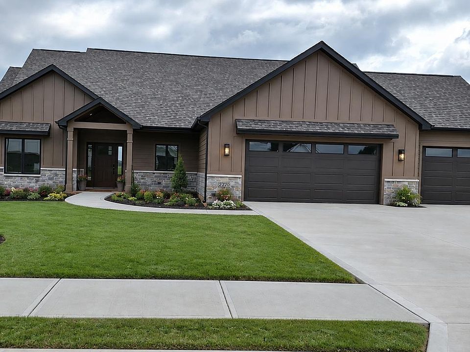 1st image of 2220 Golfview Dr