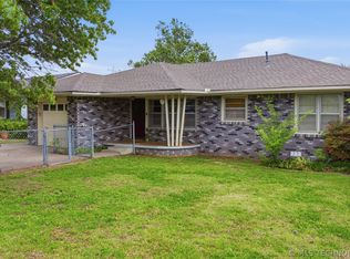 1522 Colorado Ave, Bartlesville, OK 74003