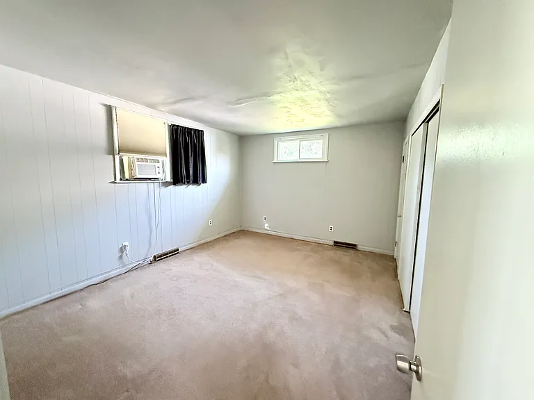 117 Station Ave #B — Photo 7