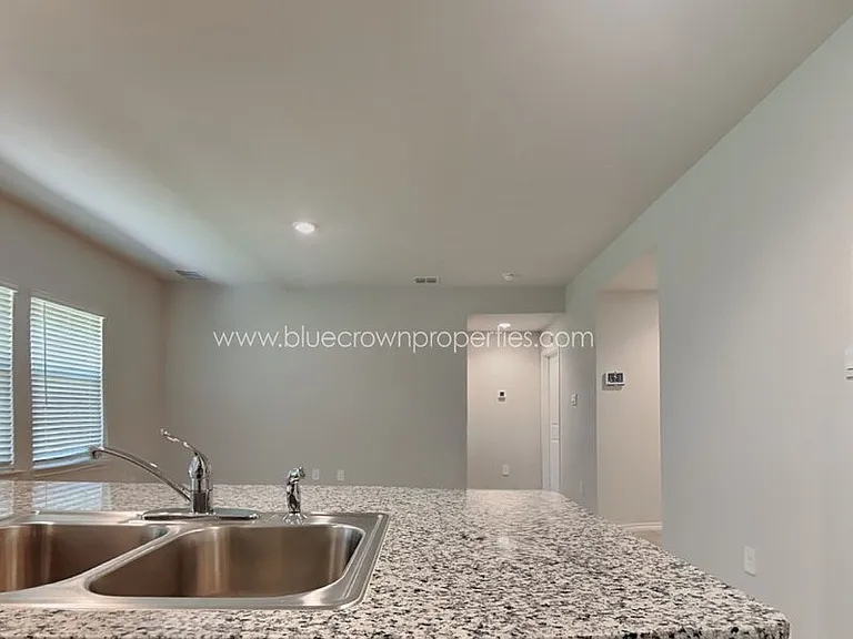 4148 Crooked Bend Dr — Photo 4