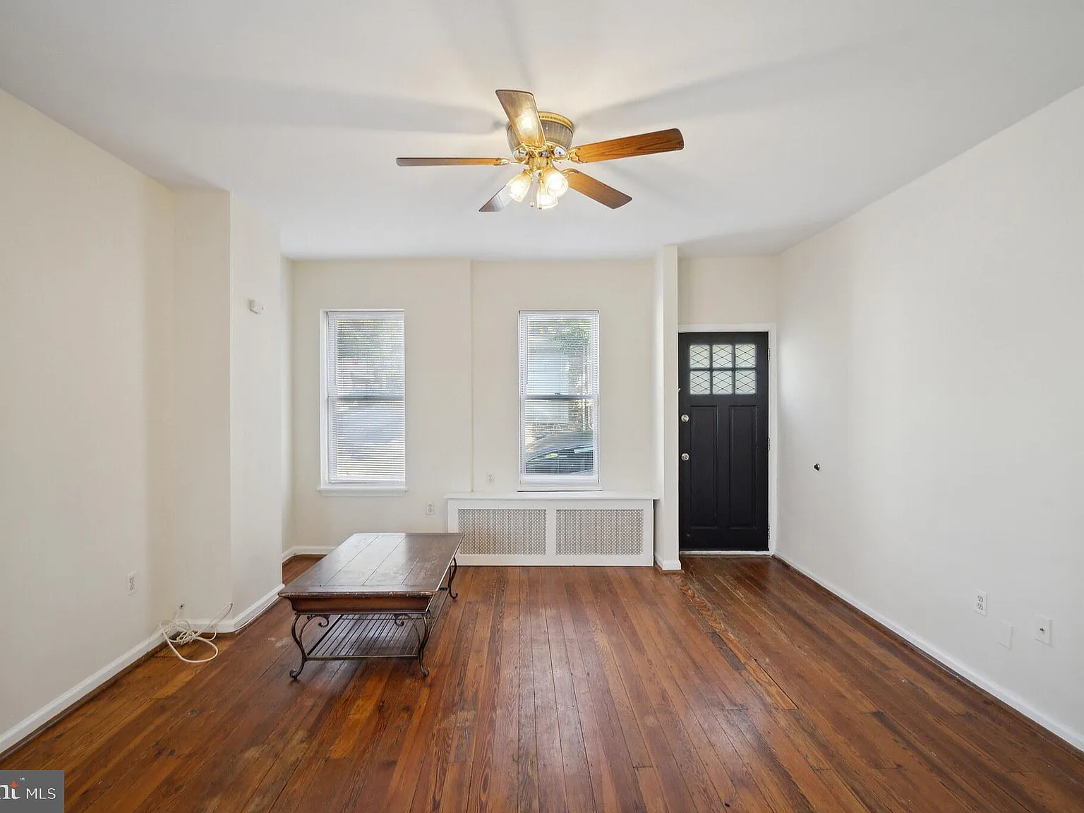 10 bed, 3.0 bath, 2149 sqft, $2,400 — Photo 4