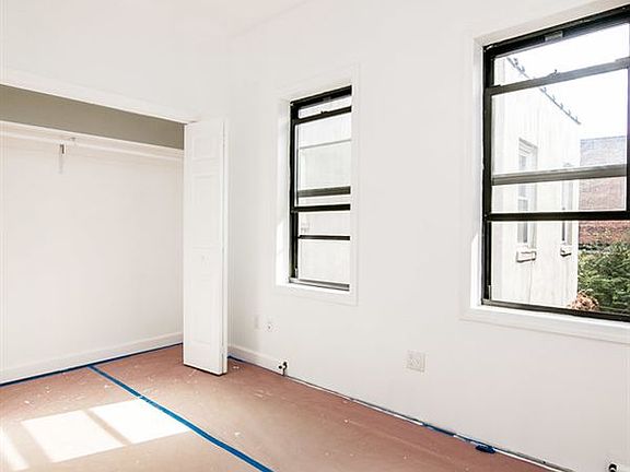 1327_Greene_Avenue__2-5