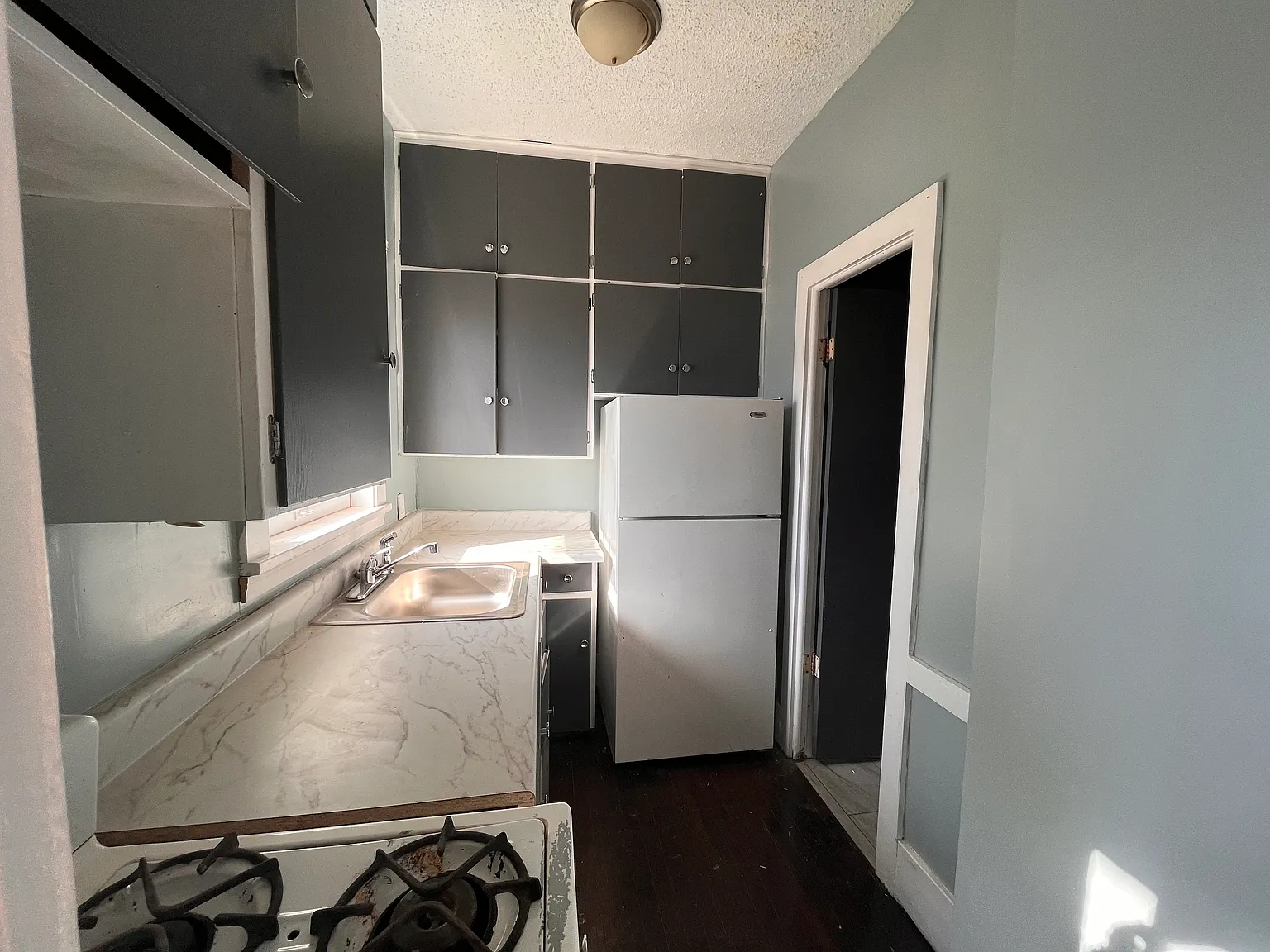 Studio, 266 sqft, $550 — Photo 3
