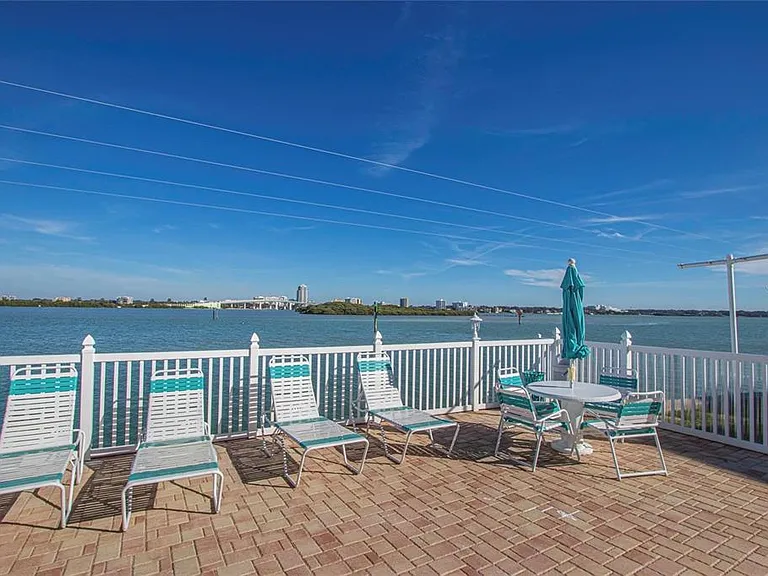 868 Bayway Blvd #312 — Photo 7