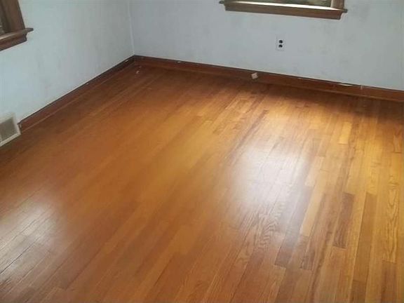 5th image of 95 Omalee Dr