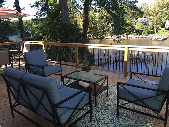 Upper deck 2