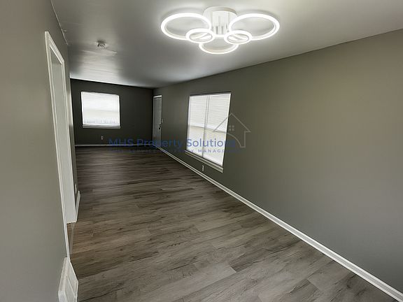 5th image of 3470 Kimberly Ave