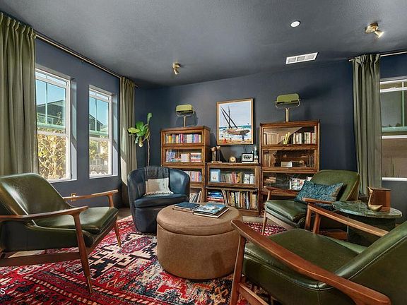 4th image of 525 Coconut Ln