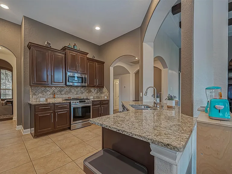 6306 Hidden Alley Dr — Photo 15