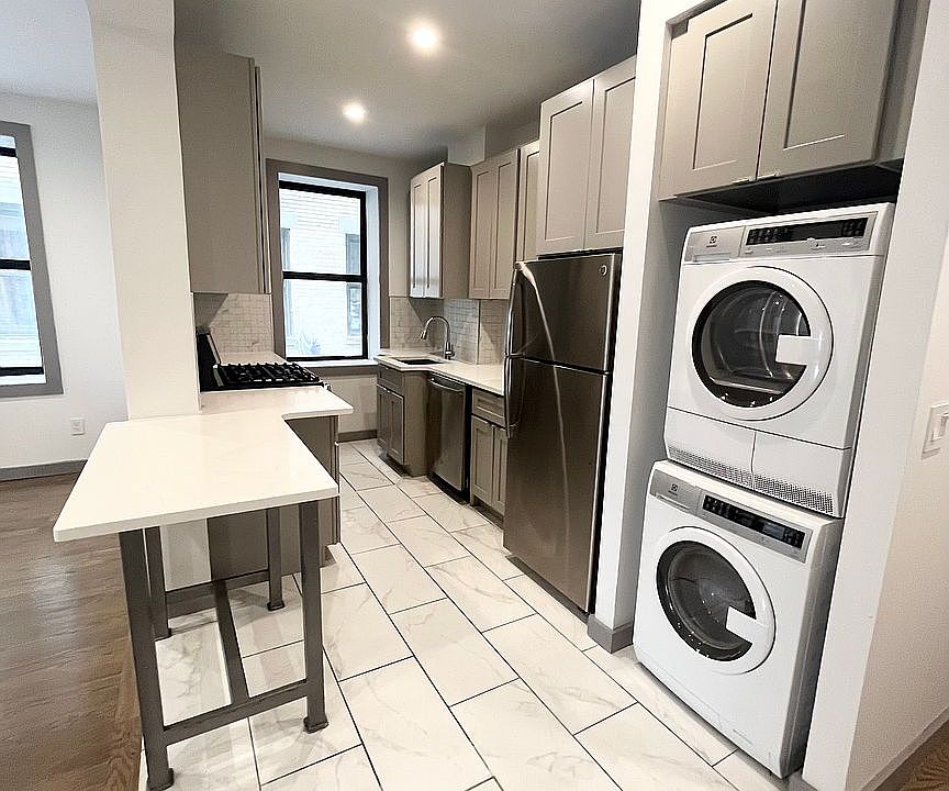 1st image of 600 W 162nd St APT 22