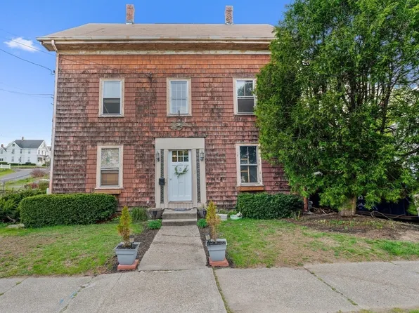 3 Rockland St, Wakefield, MA 01880