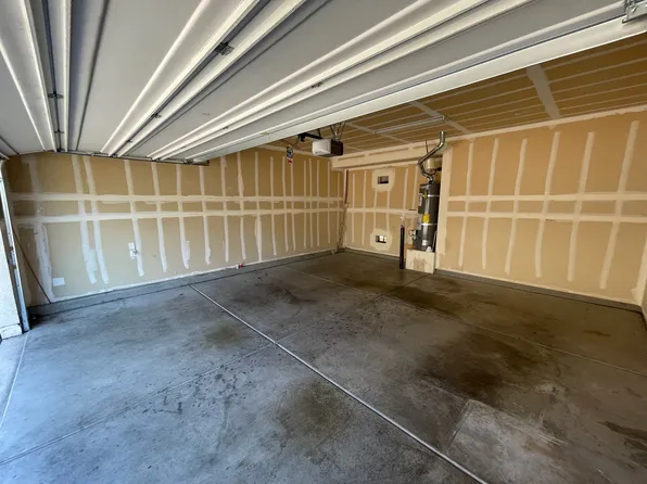 130 Barnhill Dr, Folsom, CA 95630