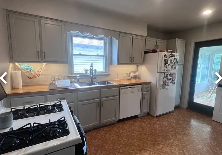 148 Conrad St NE — Photo 6