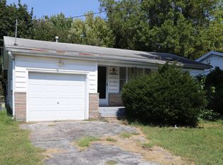 2619 W Nichols St, Springfield, MO 65802