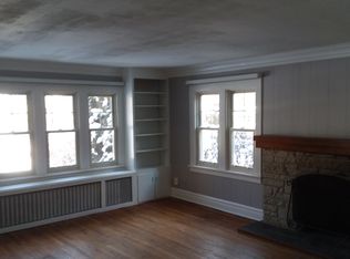 1318 Chestnut St, Waukegan, IL 60085