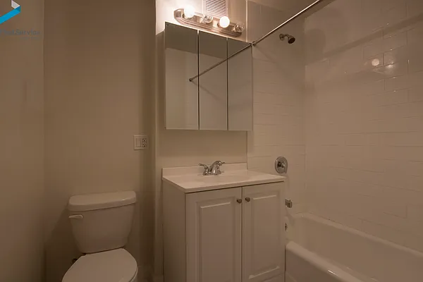 Rented by FirstService Realty (legacy) | media 25