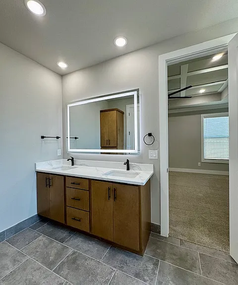 1700 Jensen Ave — Photo 18