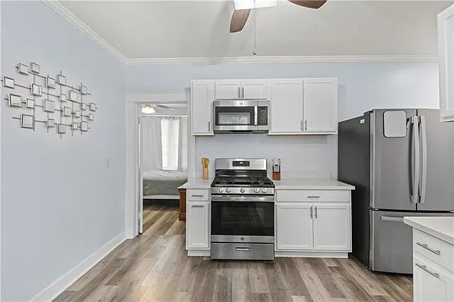2203 Broadway St — Photo 8