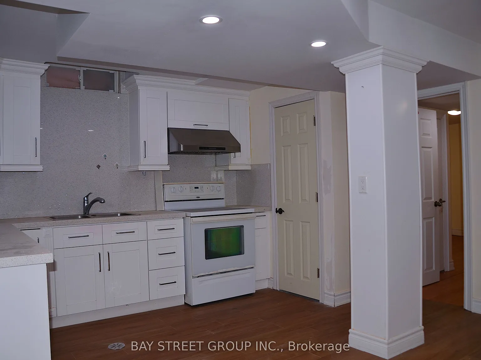 2 bed, $1,600 — Photo 3