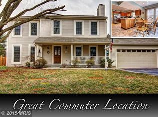 5518 Sequoia Farms Dr, Centreville, VA 20120