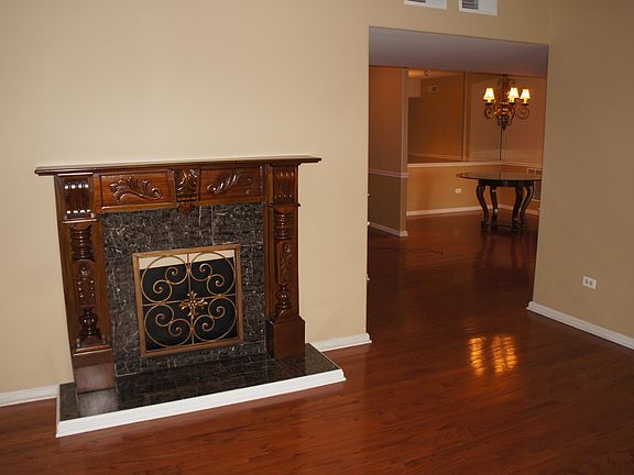 2nd image of 31 E. Grove Street #506