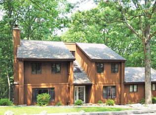 1513 Lingonberry Ct, High Ridge, MO 63049