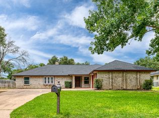 8816 Random Rd, Fort Worth, TX 76179