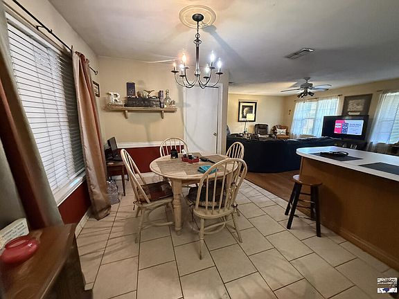 3rd image of 101 Shumaker Dr
