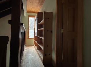 3155 Oakland Ave APT B, South Lake Tahoe, CA 96150
