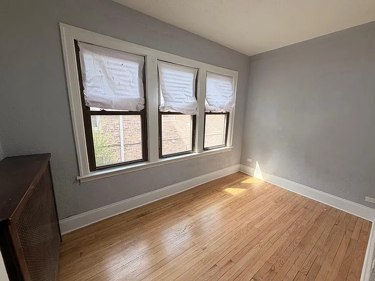 11634 S Hale Ave — Photo 13