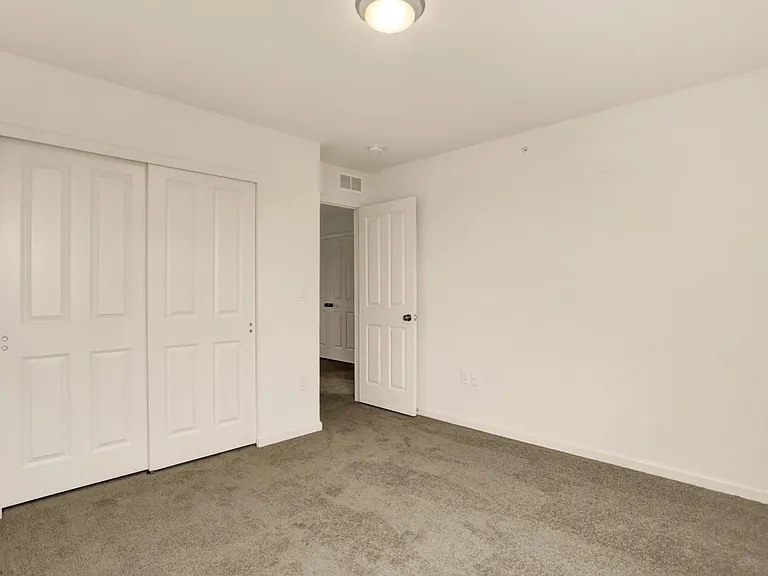 5300 Mendenhall Dr — Photo 22