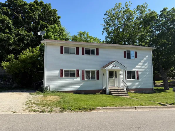 504 Spring St, Big Rapids, MI 49307