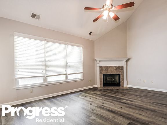 5th image of 3220 Garrison Park Cir