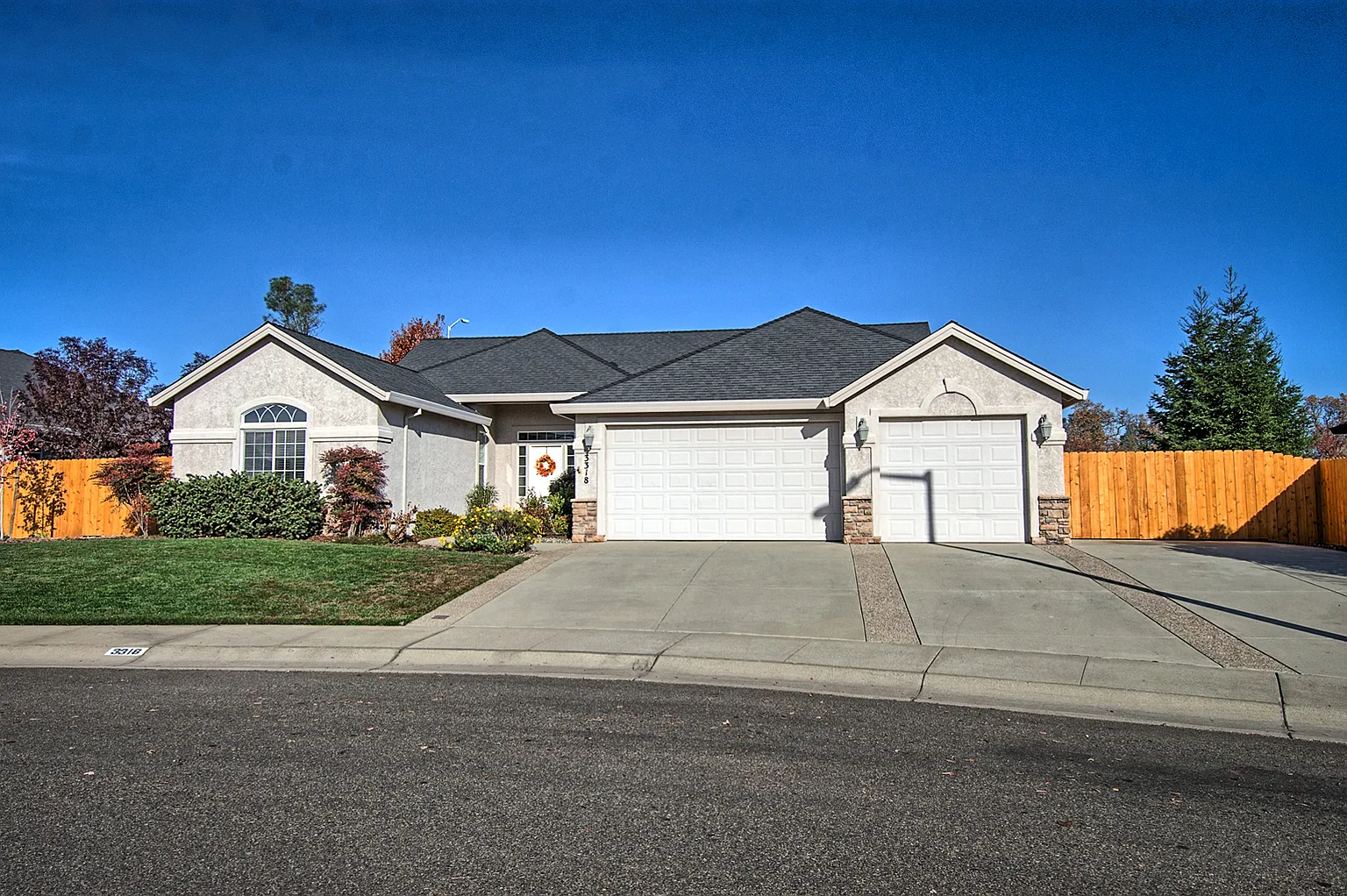 3318 Old Lantern Dr photo 1