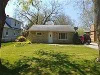 2311 33rd St photo 1