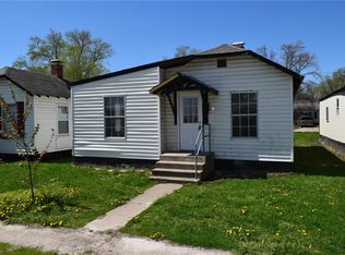 415 N 2nd St, Elsberry, MO 63343