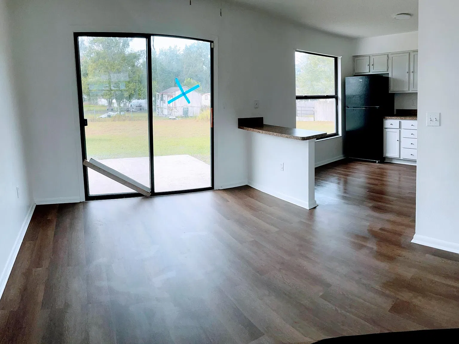 504 Sapphire Ln — Photo 4