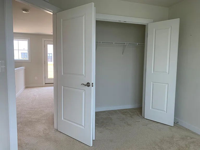 Fourth-floor bedroom