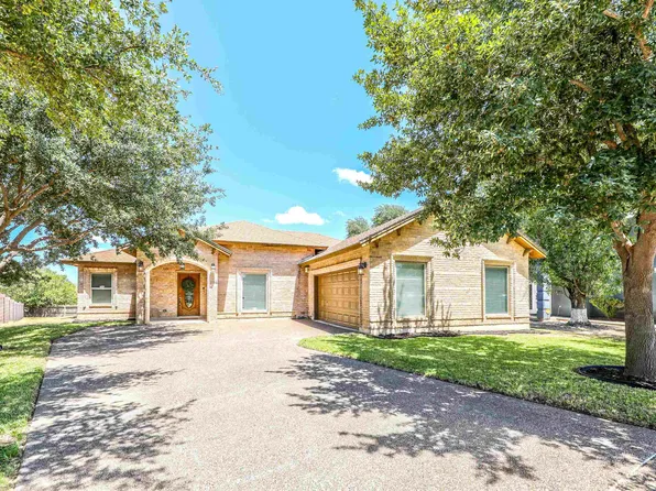 126 Tamarack Loop, Laredo, TX 78045