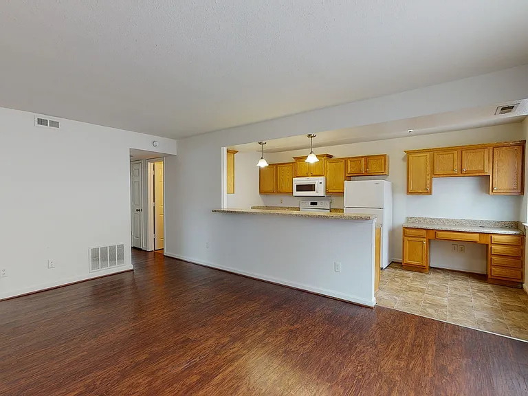 Apartments of Merrimac — Photo 36