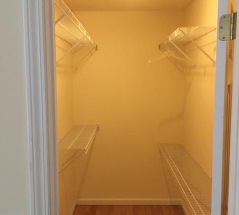 Walkin Closet for Master Bedroom