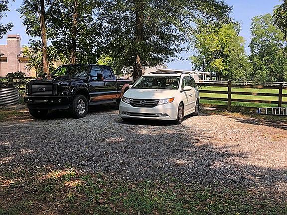 Extra 3 Vehicle Parking