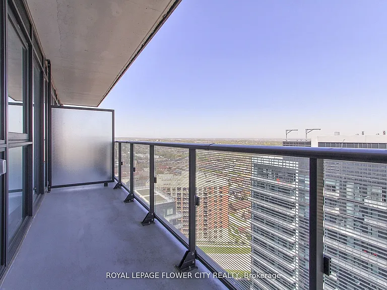 95 Oneida Cres #2305 — Photo 15