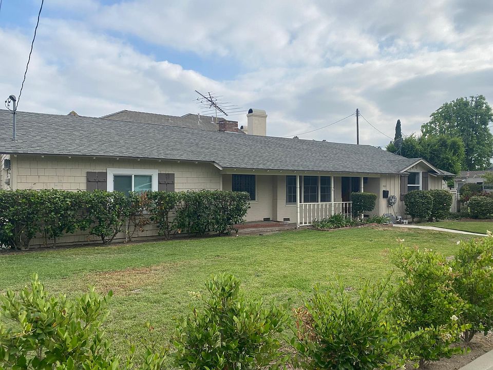 1st image of 8860 Naomi Ave