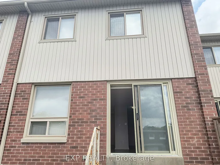 971 Gulf Pl #6 — Photo 6