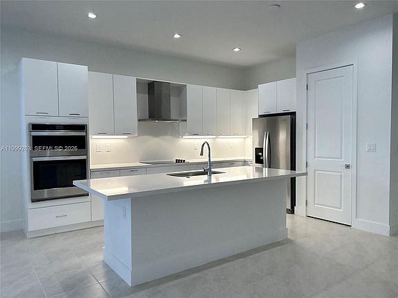3rd image of 8037 NW 46th Ter