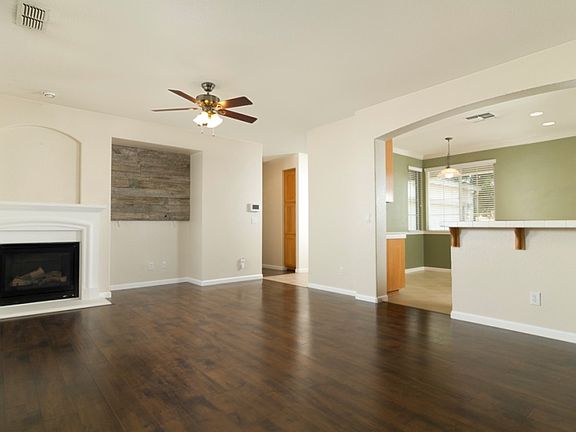 2nd image of 5723 Baywood Way