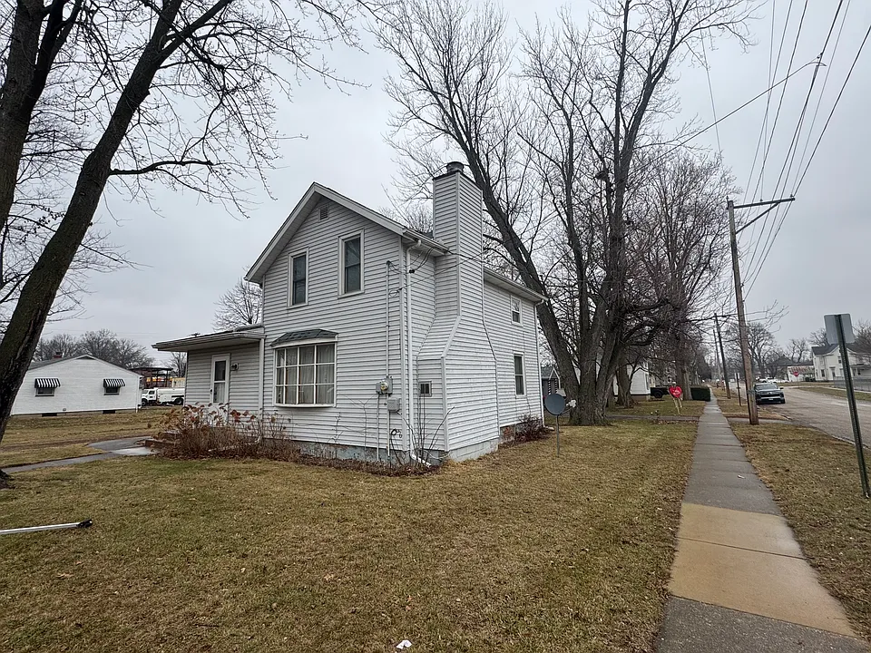 120 S James St