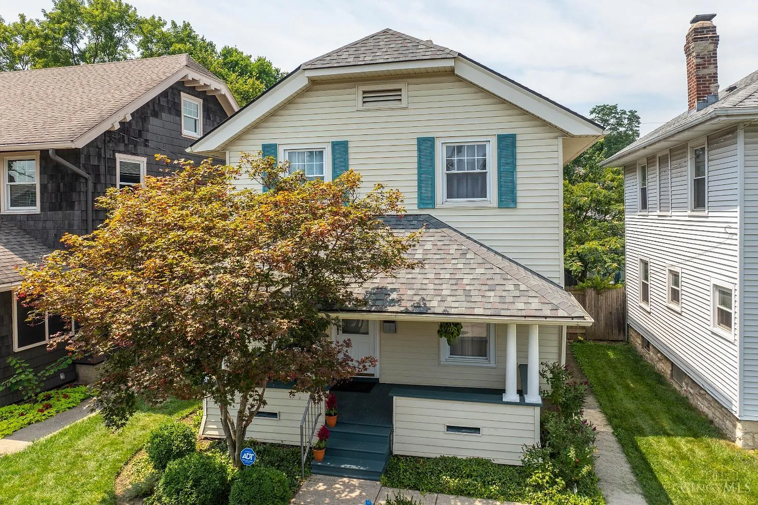 223 Sherman Ave photo 1